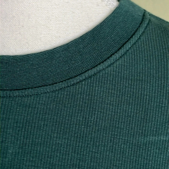 Thread & Supply micro- modal ribbed Forrest green long sleeve shirt, size XLP - Picture 9 of 10